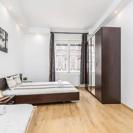 Real Kertesz Apartment Budapest